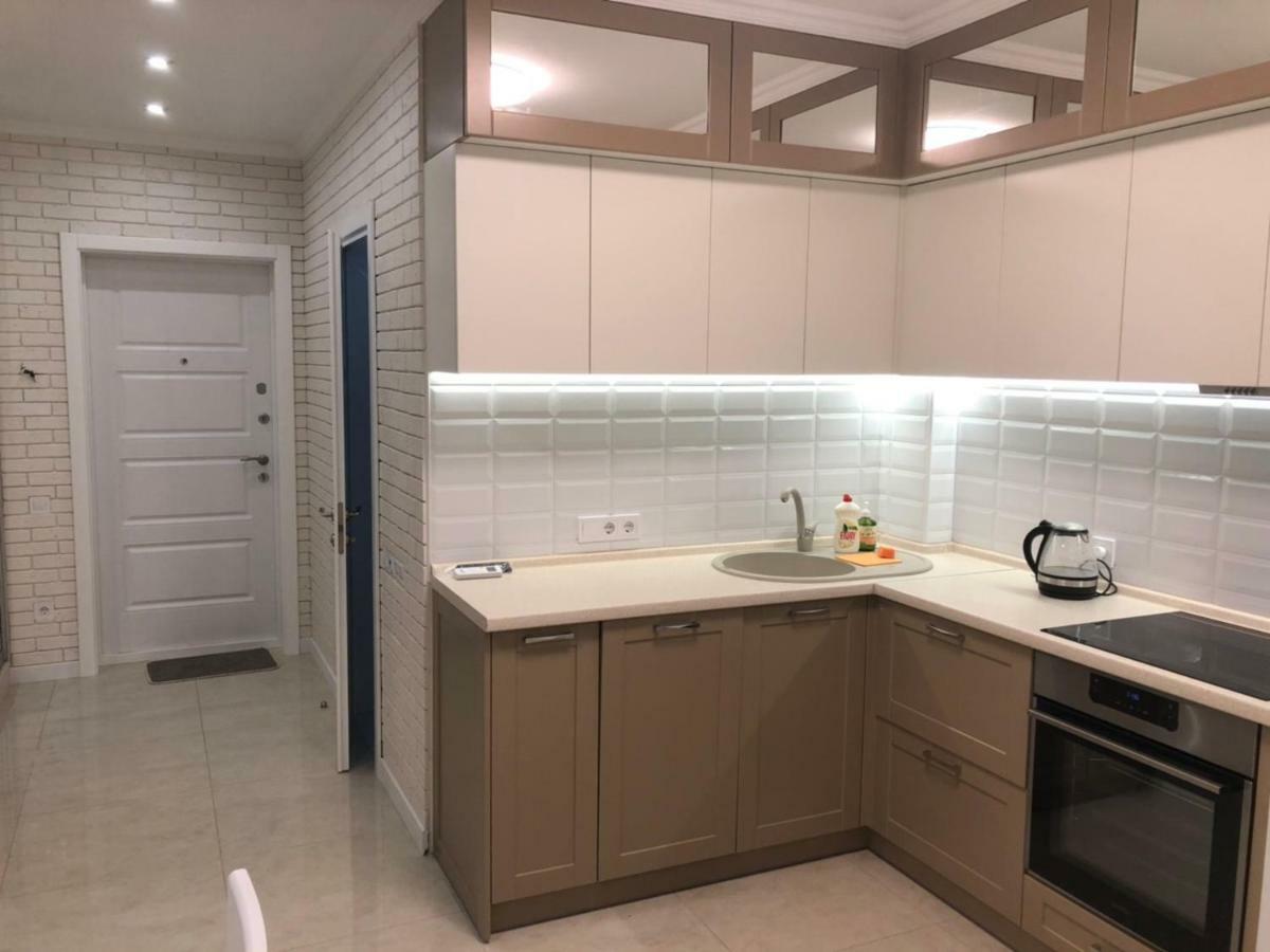 New Appartment In Yuzhny Yuzhne Luaran gambar